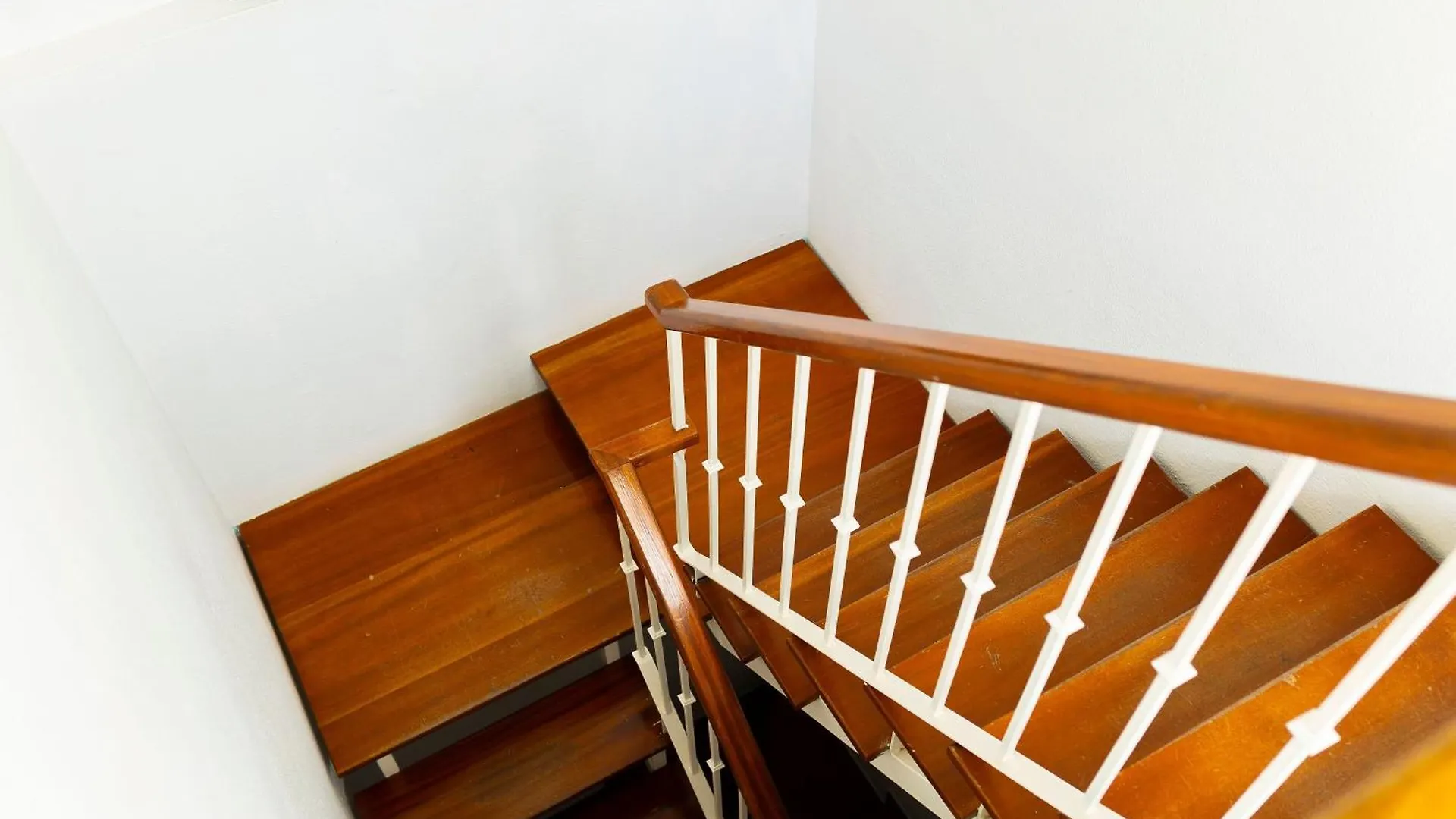 Magnifico Duplex Nueva Andalucia, 3 Habitaciones Y Vistas A La Playa 산루카데바라메다 0*,  스페인