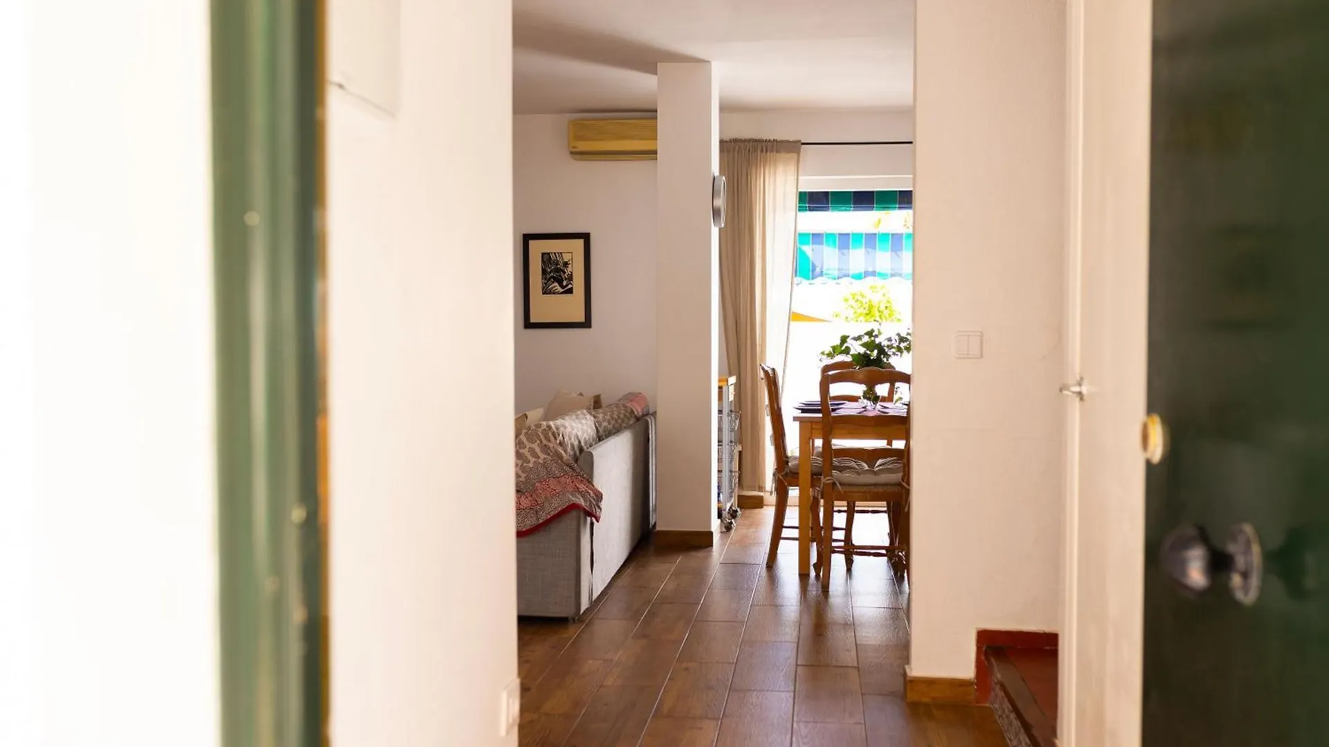 Magnifico Duplex Nueva Andalucia, 3 Habitaciones Y Vistas A La Playa 산루카데바라메다 0*,  스페인